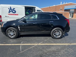 Used 2012 Cadillac SRX Luxury image 1