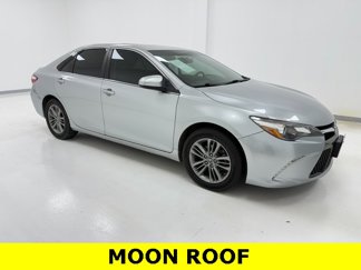 Used 2017 Toyota Camry SE video 1