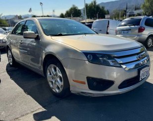Used 2010 Ford Fusion SE image 1