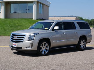 Used 2017 Cadillac Escalade ESV Luxury image 1
