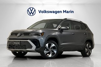 New 2025 Volkswagen Taos SE image 1