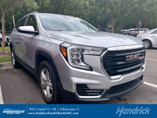 Used 2022 GMC Terrain SLE w/ Driver Convenience Package image 1
