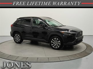 Used 2022 Toyota Corolla Cross XLE image 1