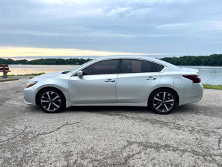 Used 2017 Nissan Altima 2.5 SR image 1