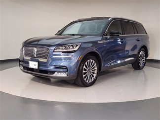 Used 2020 Lincoln Aviator Reserve w/ Class IV Trailer Tow Package image 1