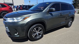 Used 2019 Toyota Highlander FWD V6 image 1