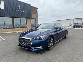 Used 2017 INFINITI Q60 Red Sport 400 image 1
