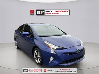 Used 2016 Toyota Prius Four image 1