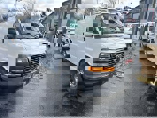 Used 2021 GMC Savana 2500 Extended image 1
