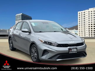 Used 2023 Kia Forte LXS image 1