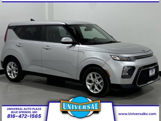 Used 2020 Kia Soul S image 1