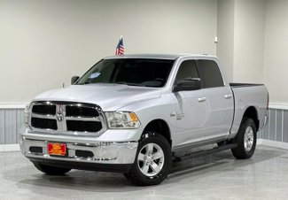 Used 2019 RAM 1500 Classic SLT image 1