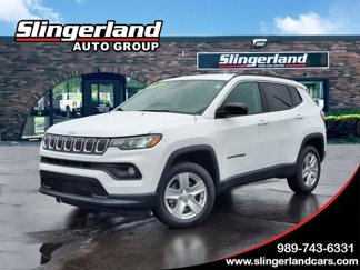 Used 2022 Jeep Compass Latitude image 1