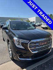 Used 2023 GMC Terrain Denali image 1