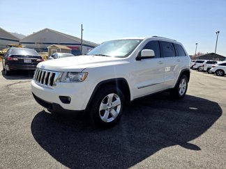 Used 2011 Jeep Grand Cherokee Laredo image 1