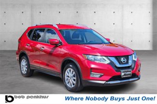 Used 2017 Nissan Rogue SV image 1