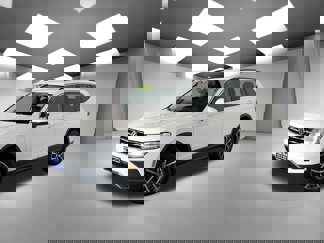 Used 2020 Volkswagen Tiguan SEL image 1