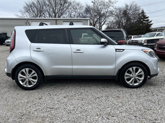 Used 2016 Kia Soul ! image 1