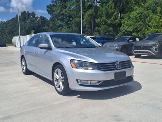 Used 2015 Volkswagen Passat 1.8T SE image 1