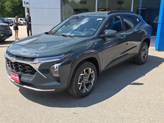 New 2025 Chevrolet Trax LT image 1