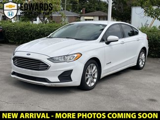 Used 2019 Ford Fusion SE image 1