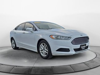 Used 2014 Ford Fusion SE image 1