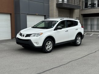 Used 2015 Toyota RAV4 LE image 1