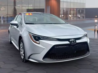 Used 2022 Toyota Corolla LE image 1