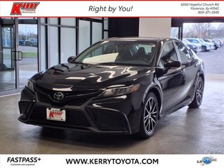 Certified 2022 Toyota Camry SE image 1
