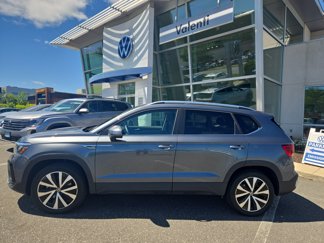 Used 2022 Volkswagen Taos SE image 1