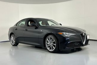 Used 2022 Alfa Romeo Giulia Ti image 1