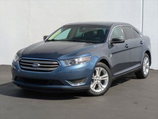 Used 2018 Ford Taurus SE image 1