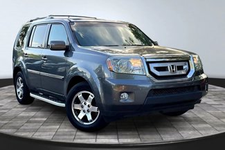 Used 2011 Honda Pilot Touring image 1