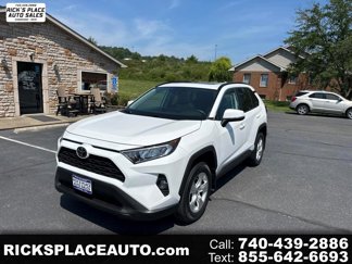 Used 2021 Toyota RAV4 XLE w/ Convenience Package image 1