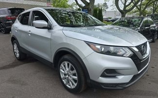 Used 2021 Nissan Rogue Sport S image 1