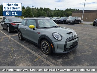 Used 2022 MINI Cooper SE image 1