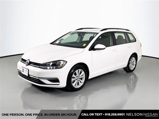 Used 2019 Volkswagen Golf S image 1