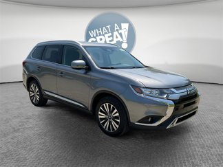 Used 2020 Mitsubishi Outlander SEL image 1