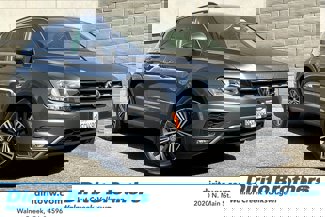Used 2018 Volkswagen Tiguan SE w/ 18" Alloy Wheels Package video 1