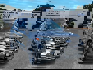 Used 2022 Ford Explorer XLT w/ Equipment Group 202A image 1