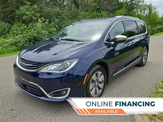 Used 2019 Chrysler Pacifica Limited w/ Advanced Safetytec Group image 1