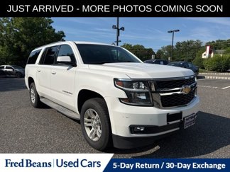 Used 2015 Chevrolet Suburban LT image 1