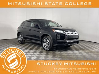 Used 2023 Mitsubishi Outlander Sport ES image 1