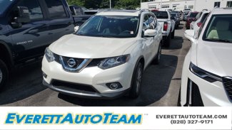 Used 2015 Nissan Rogue SL w/ SL Premium Package image 1