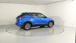 Used 2021 Nissan Kicks SV image 1