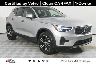 Certified 2025 Volvo XC40 B5 Core image 1