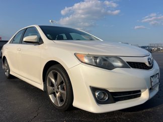 Used 2014 Toyota Camry SE image 1