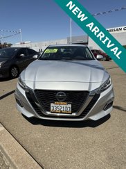 Used 2021 Nissan Altima 2.5 SV image 1