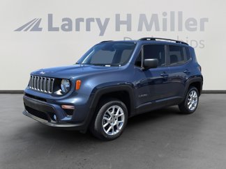 Used 2022 Jeep Renegade Latitude w/ Convenience Group image 1