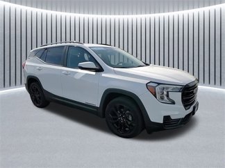Certified 2022 GMC Terrain SLE w/ Driver Convenience Package image 1